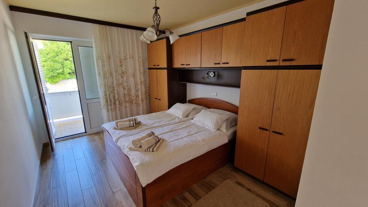 Haus Anica Apartment Rab Town Ngoại thất bức ảnh