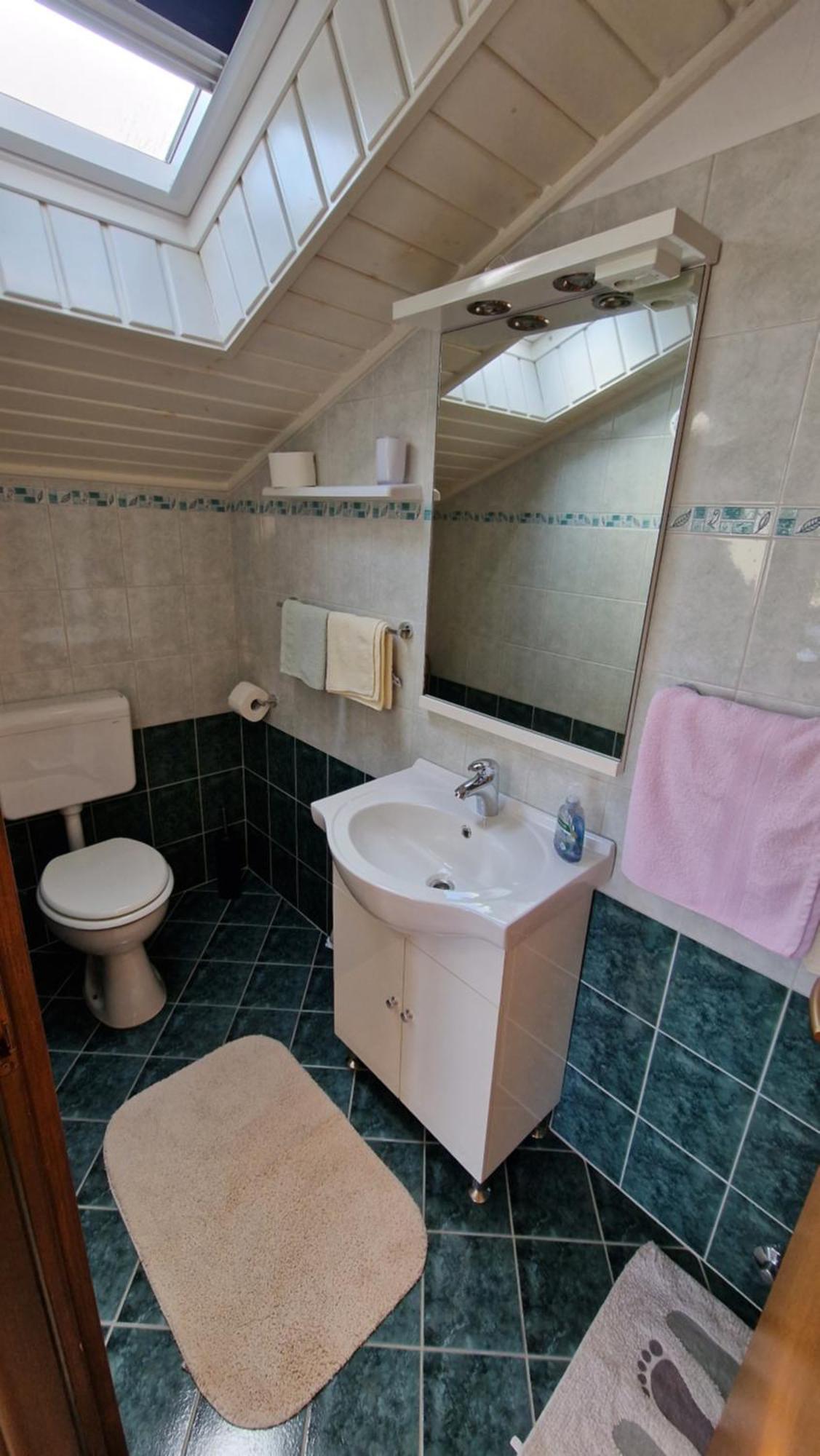 Haus Anica Apartment Rab Town Ngoại thất bức ảnh